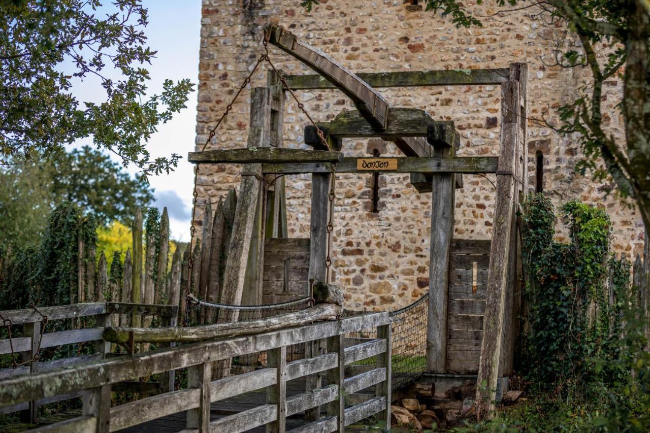 Domaine De La Ferte Clairbois Hotel Sainte-Suzanne  Buitenkant foto